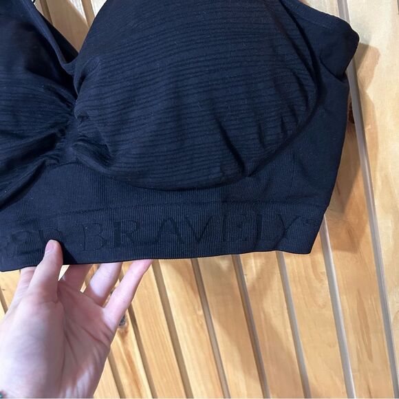 Kindred Bravely Sublime Hands-Free Pumping & Nursing Bra in Black Size XXL Busty - Picture 6 of 13